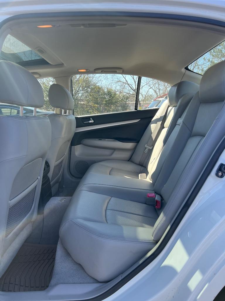 2008 Infiniti G35 x photo