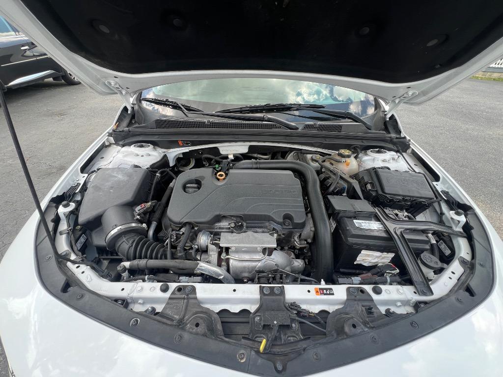 2020 Chevrolet Malibu LT photo