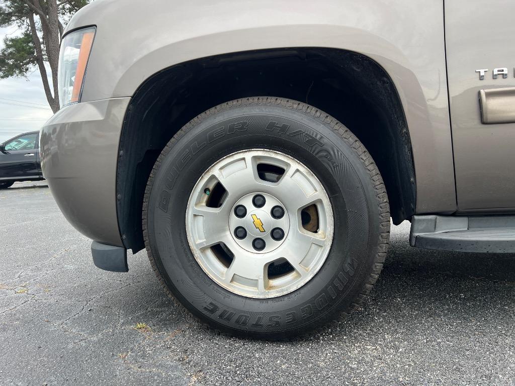 2013 Chevrolet Tahoe LT photo