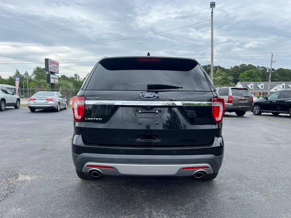 2017 Ford Explorer Limited photo