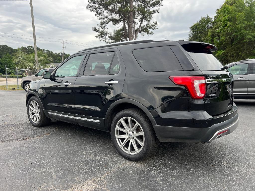 2017 Ford Explorer Limited photo