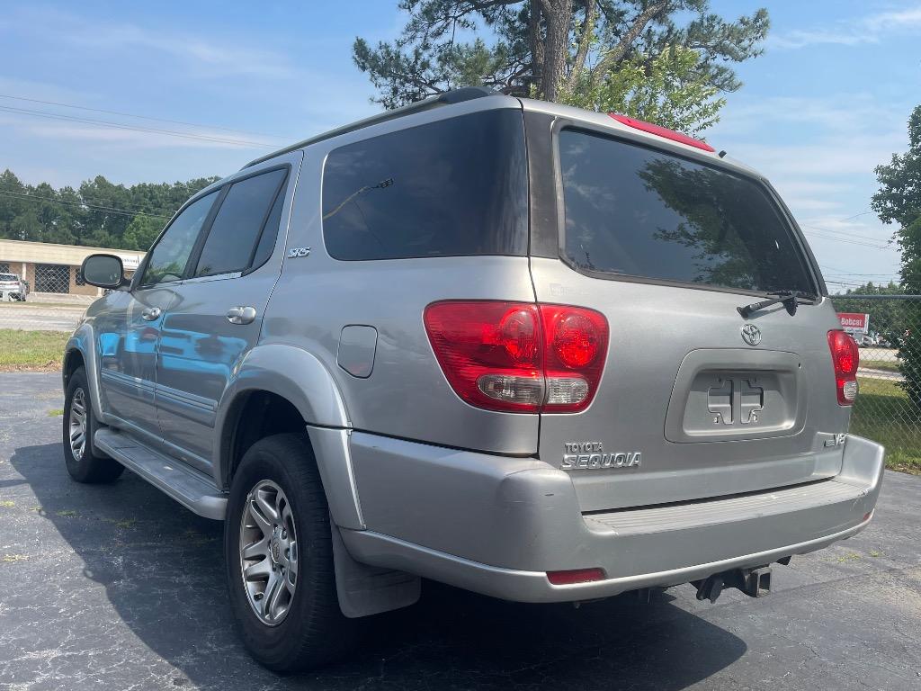 2006 Toyota Sequoia - $7,995