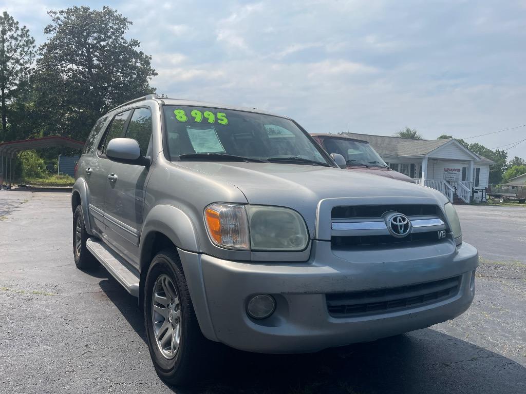 2006 Toyota Sequoia - $7,995