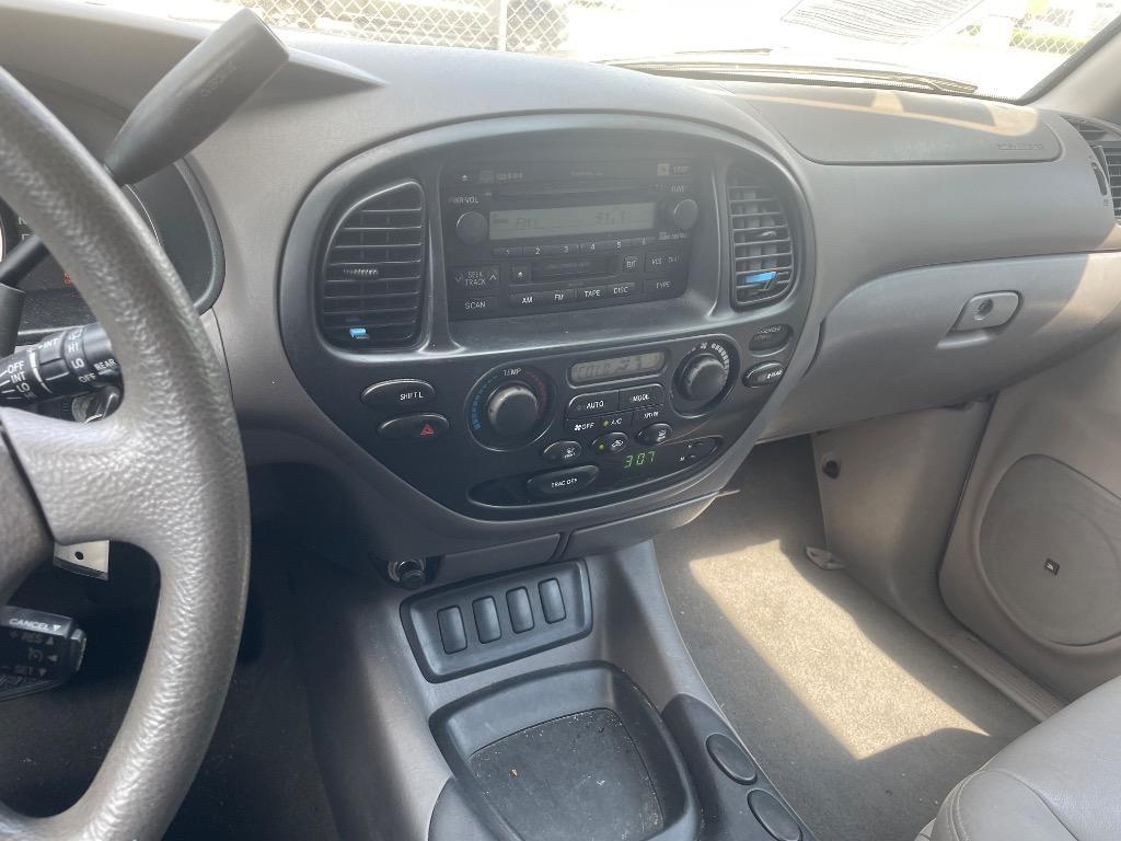 2006 Toyota Sequoia - $7,995