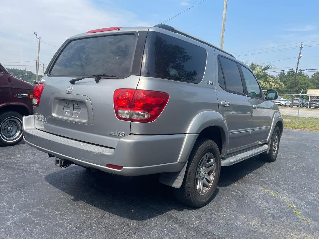 2006 Toyota Sequoia - $7,995