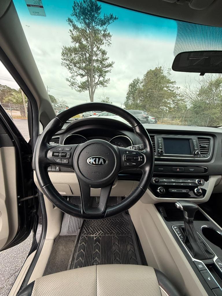 2019 Kia Sedona - $12,995