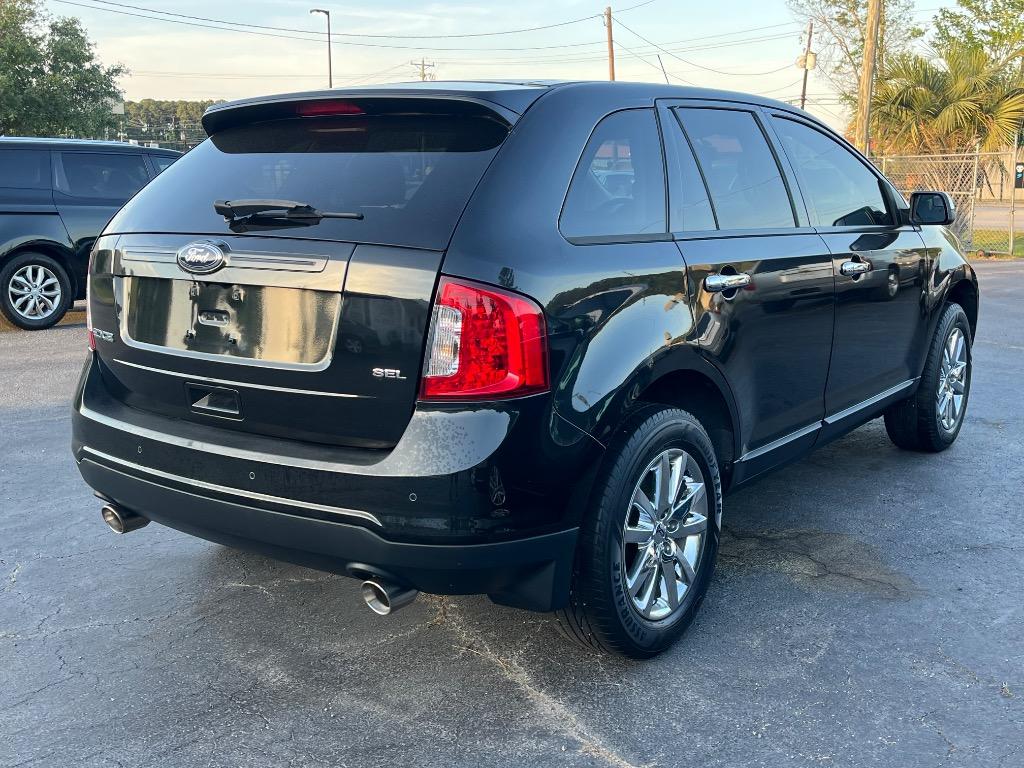 2013 Ford Edge - $9,995