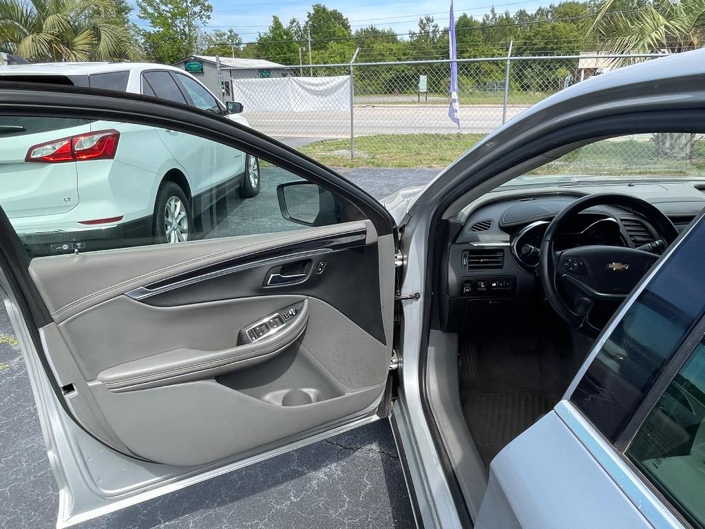 2017 Chevrolet Impala - $11,995