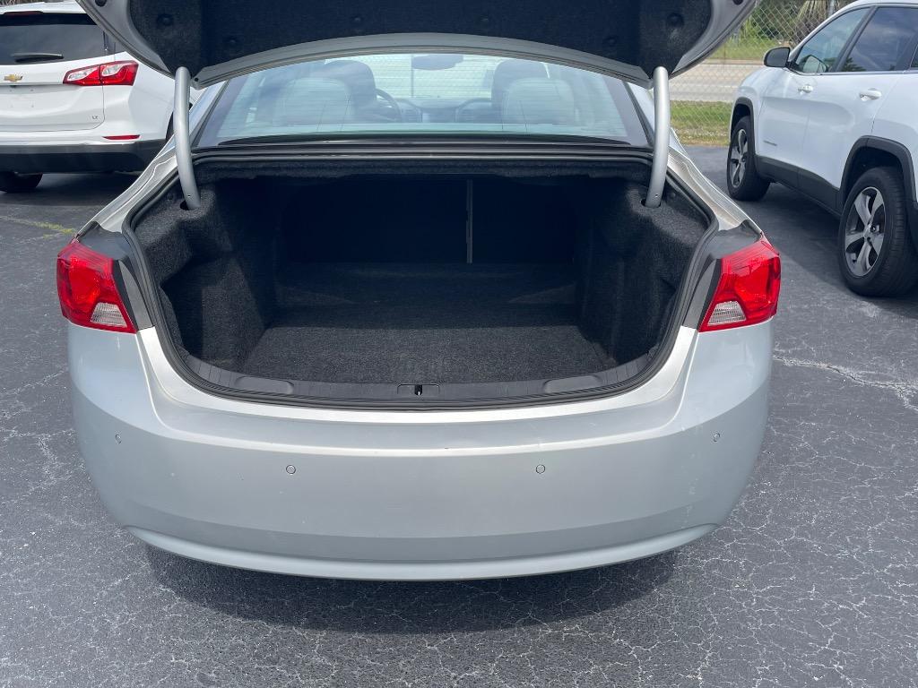 2017 Chevrolet Impala - $11,995