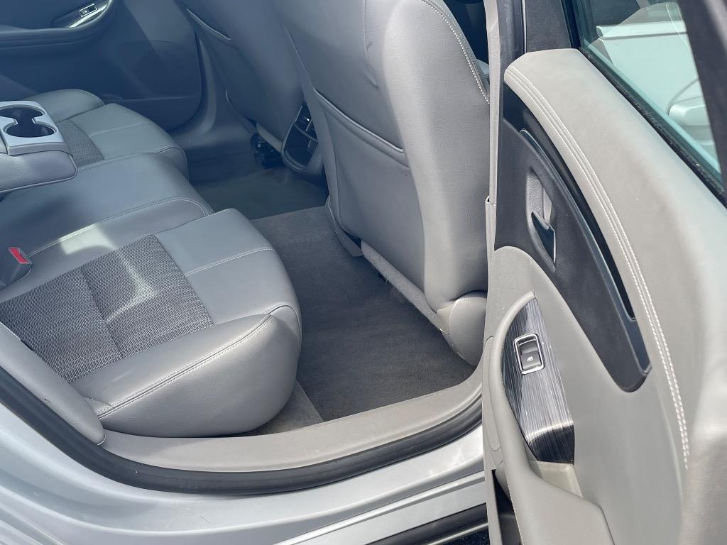 2017 Chevrolet Impala - $11,995