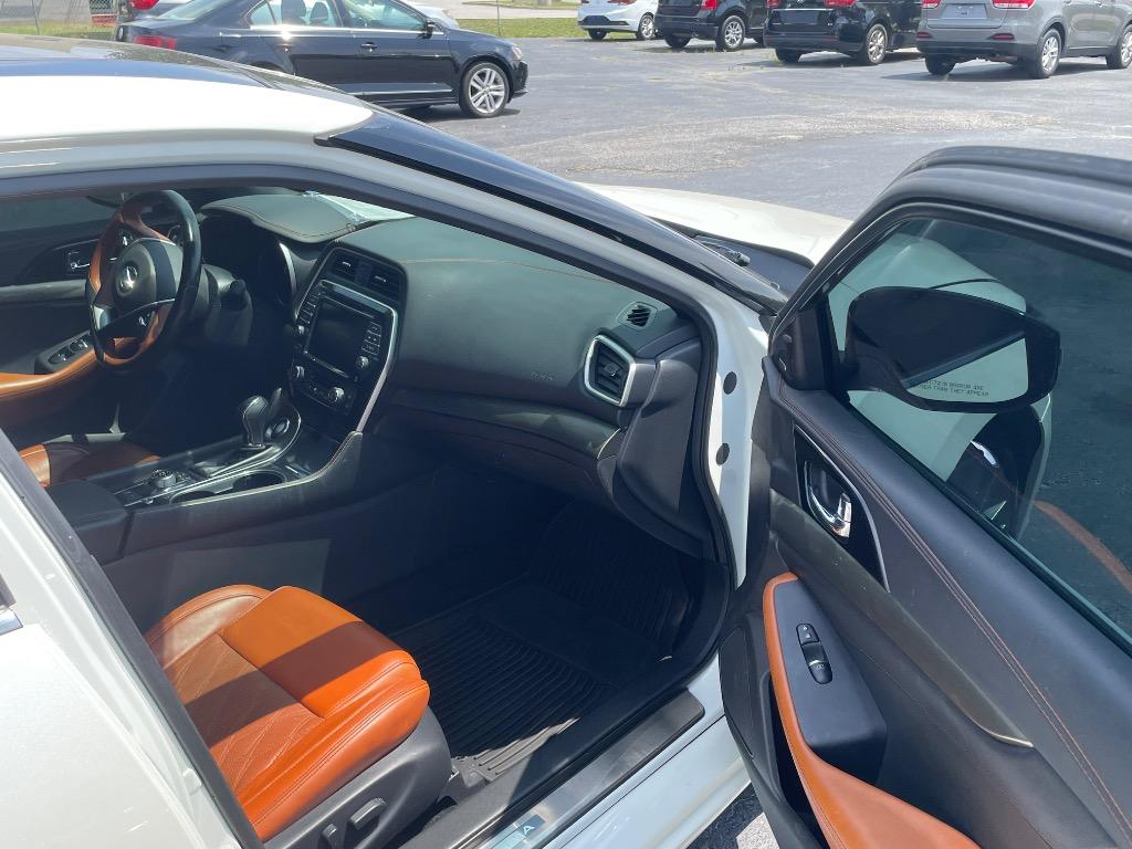 2019 Nissan Maxima - $16,995