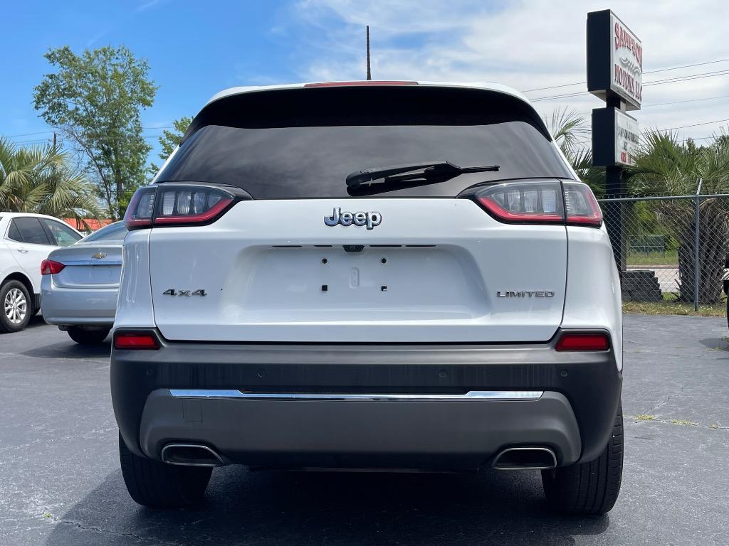 2019 Jeep Cherokee - $17,995