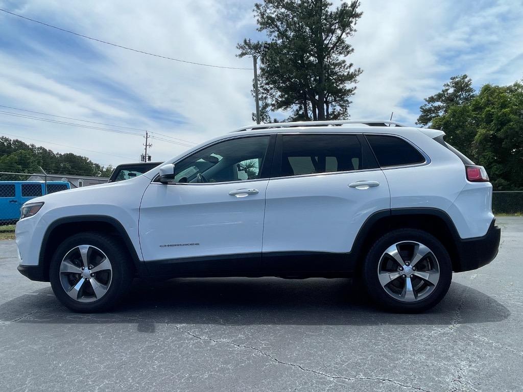 2019 Jeep Cherokee - $17,995
