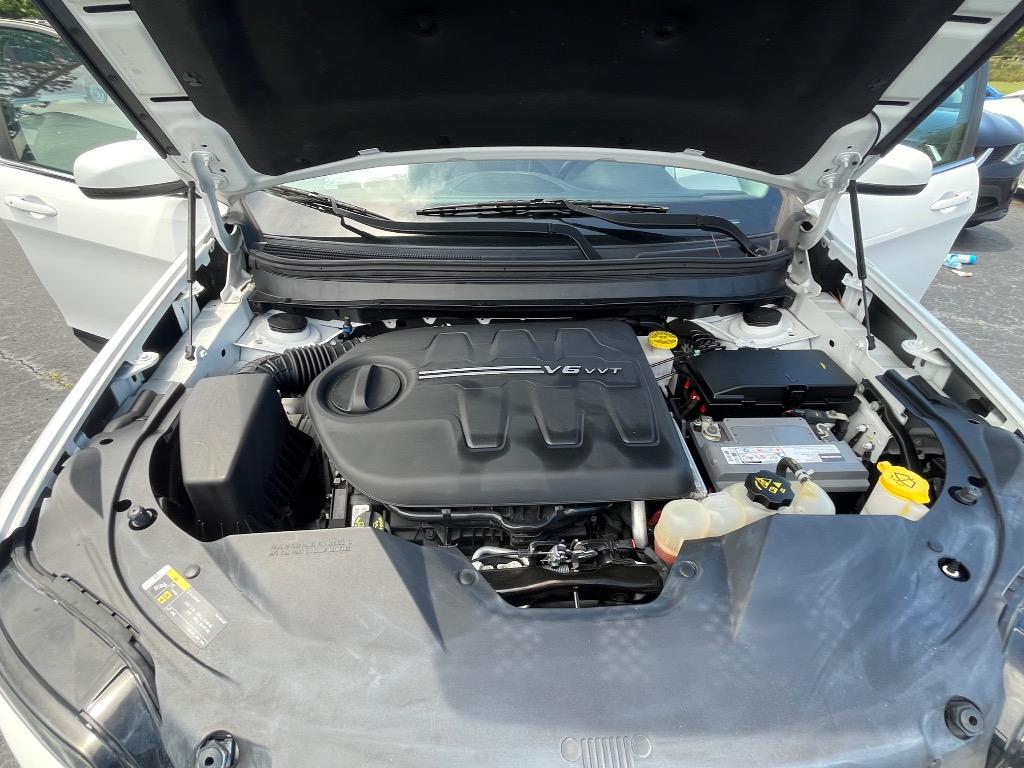 2019 Jeep Cherokee - $17,995