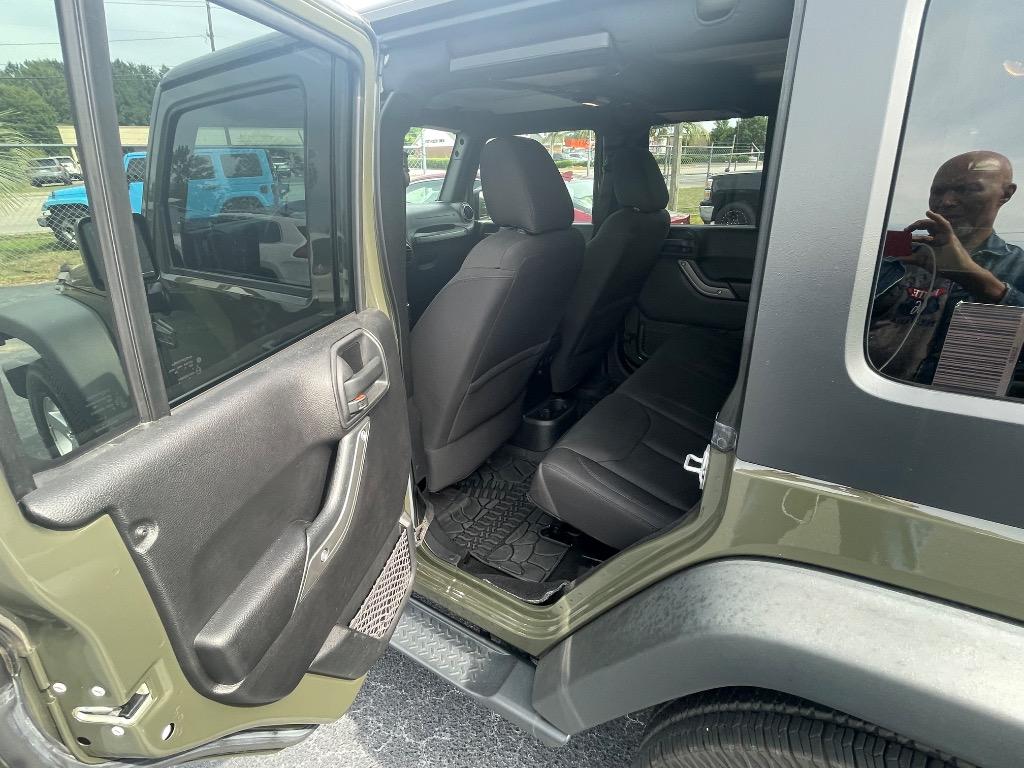 2016 Jeep Wrangler - $17,500