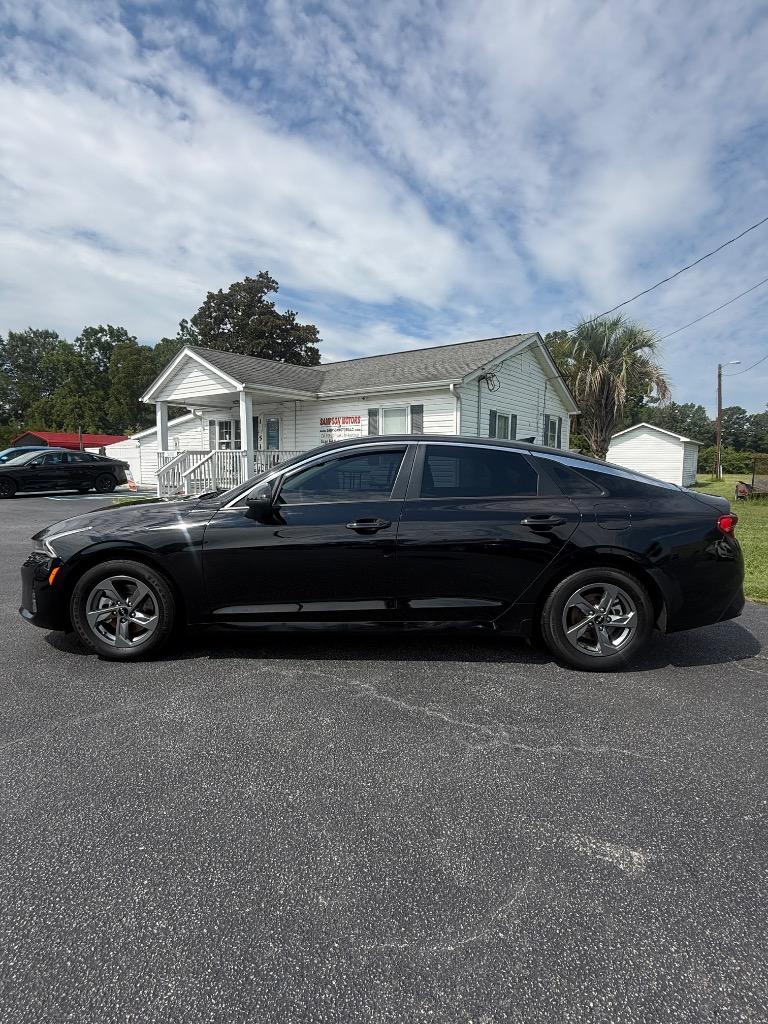 2022 Kia K5 - $15,995