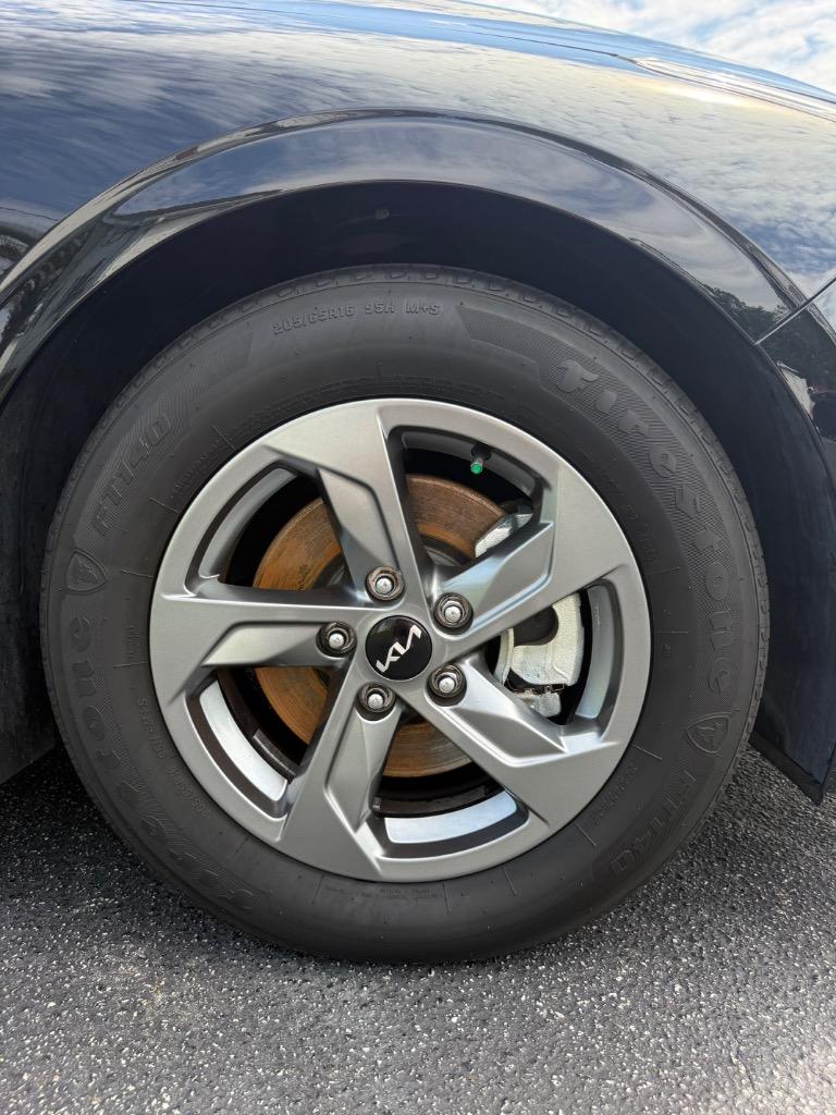 2022 Kia K5 - $15,995