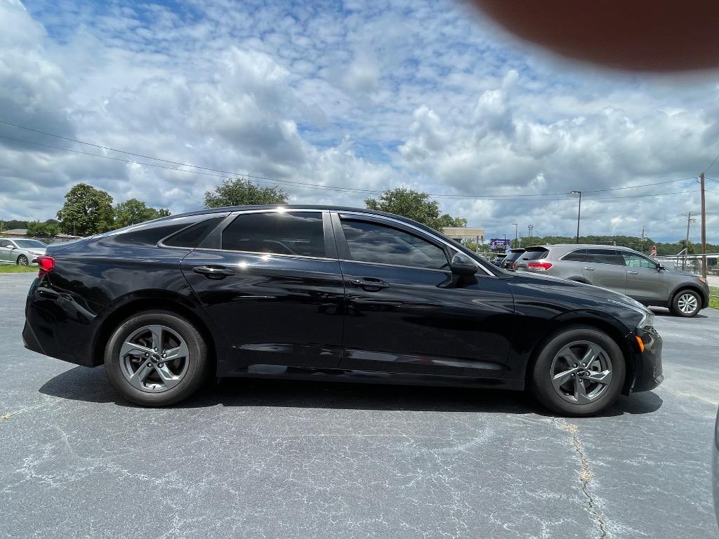 2022 Kia K5 - $15,995