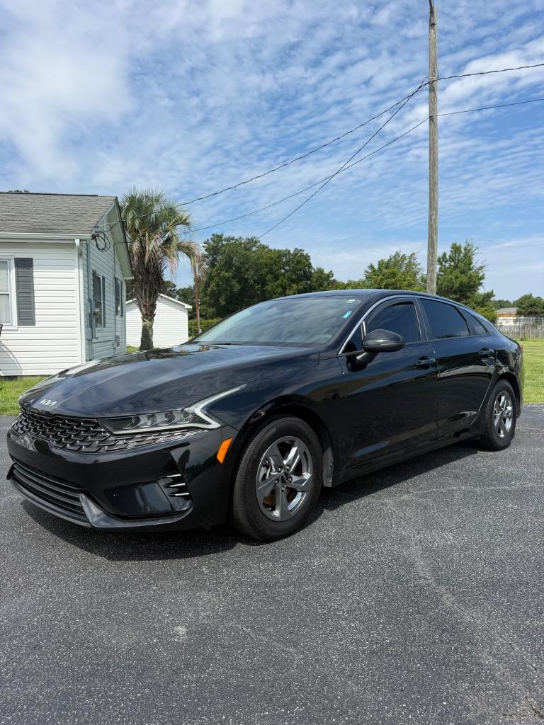2022 Kia K5 - $15,995