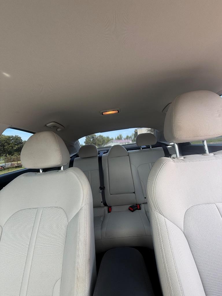 2022 Kia K5 - $15,995
