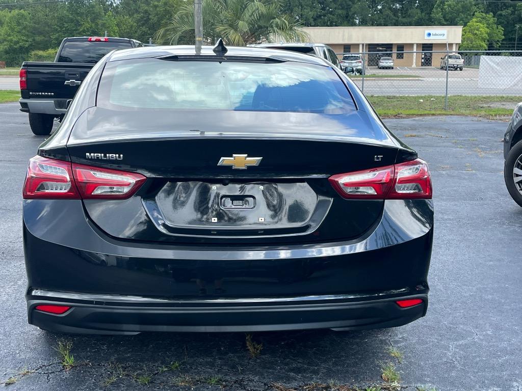 2020 Chevrolet Malibu - $13,995