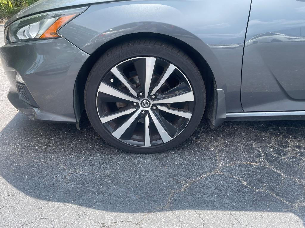 2019 Nissan Altima - $12,995