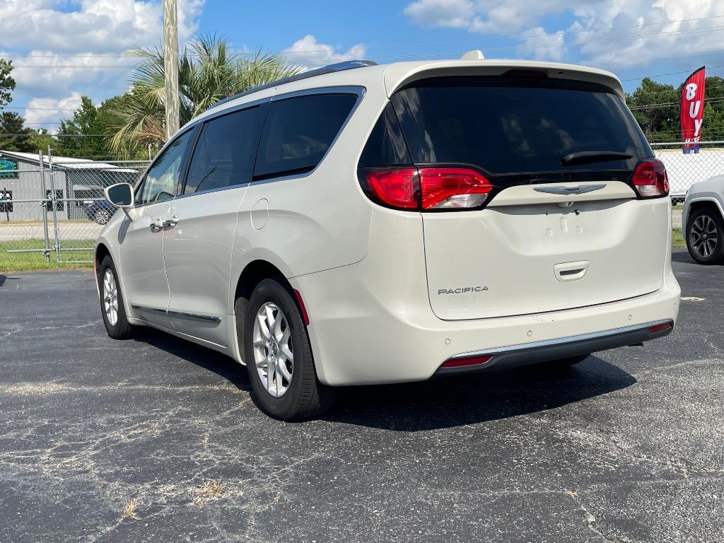 2020 Chrysler Pacifica - $16,995