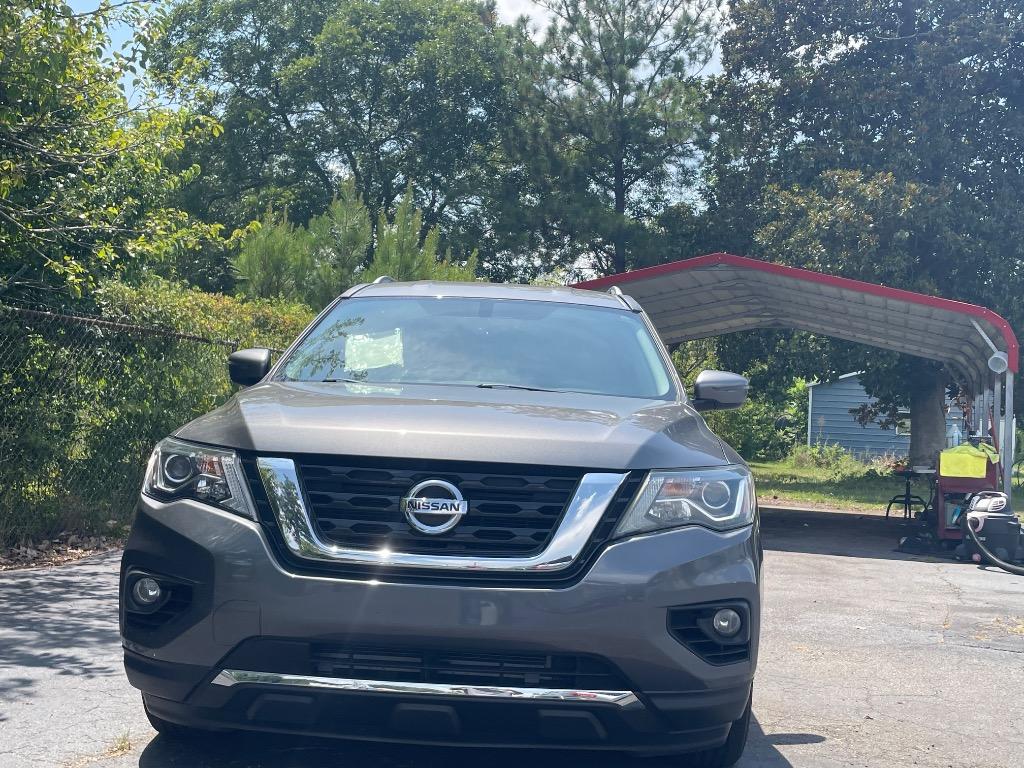 2019 Nissan Pathfinder - $11,995