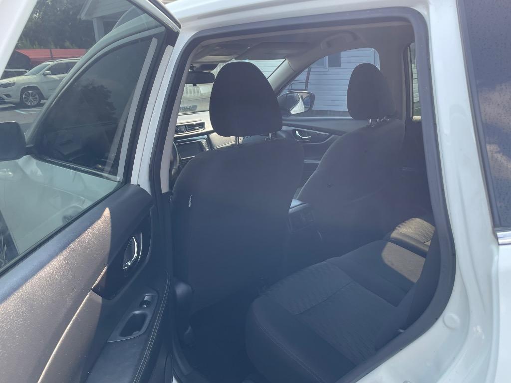 2020 Nissan Rogue - $10,995