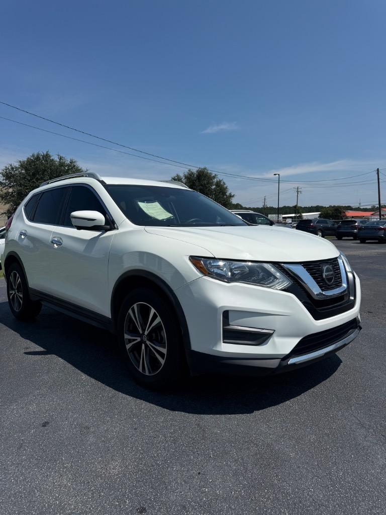 2020 Nissan Rogue - $10,995