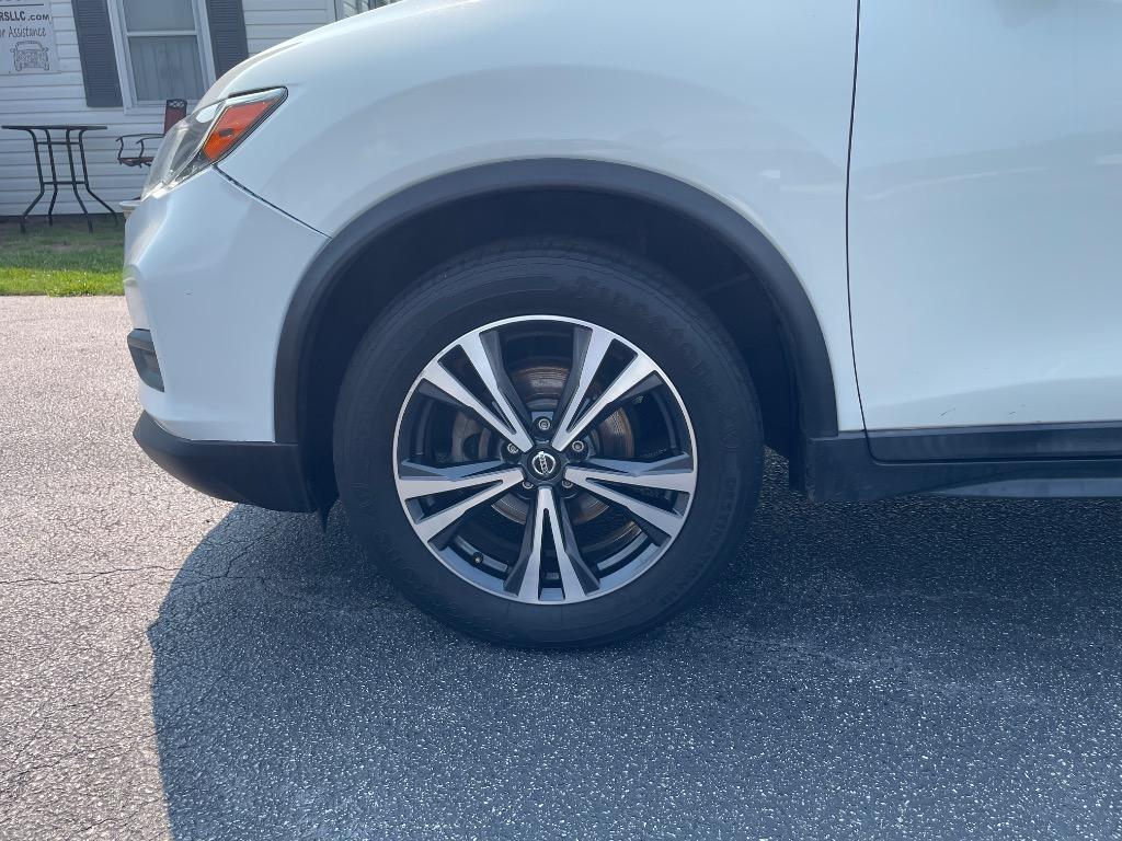 2020 Nissan Rogue - $10,995