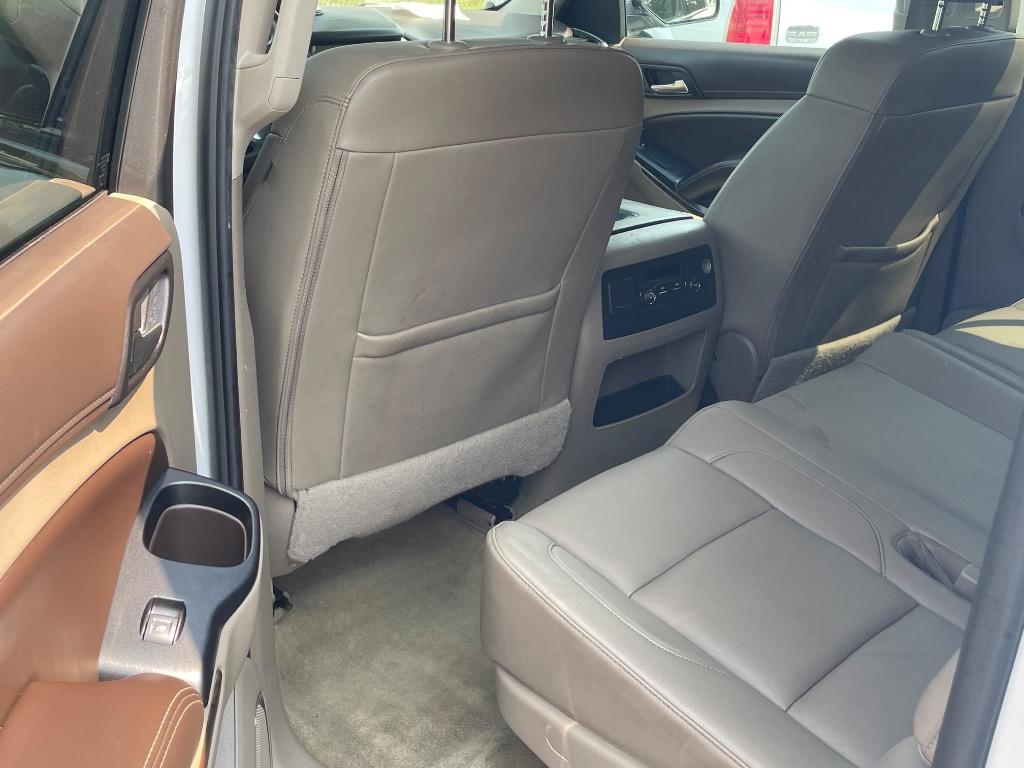 2016 Chevrolet Suburban - $16,995
