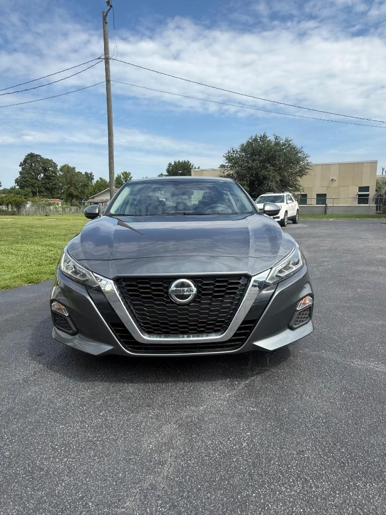 2022 Nissan Altima - $12,995