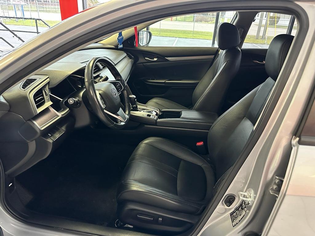 2018 Honda Civic EX-L photo