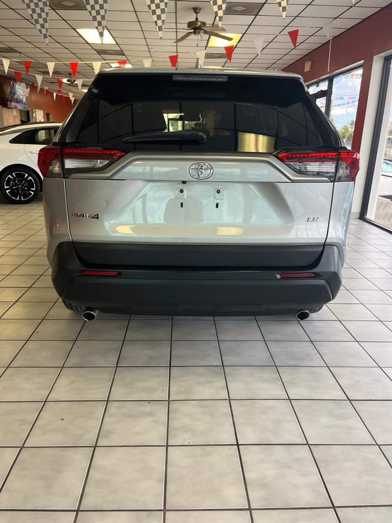 2021 Toyota RAV4