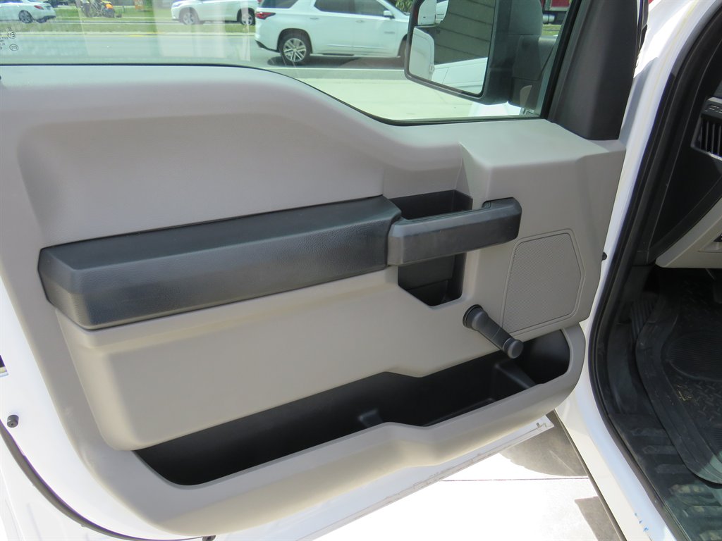 2017 Ford F150 XL photo