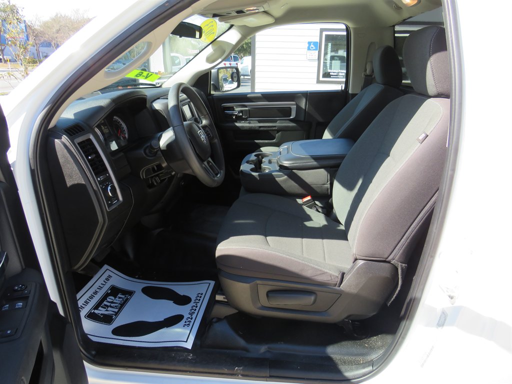 2023 RAM 1500 DS Tradesman photo