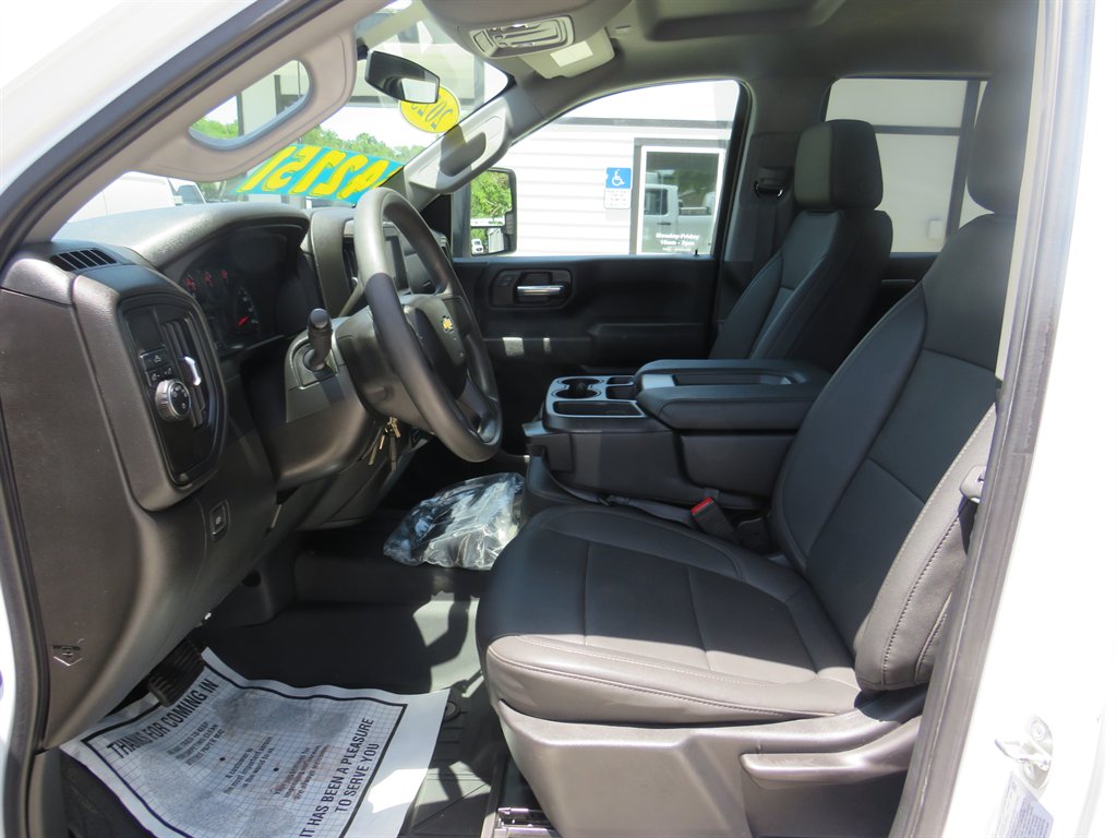 2023 Chevrolet Silverado 2500 W/T photo