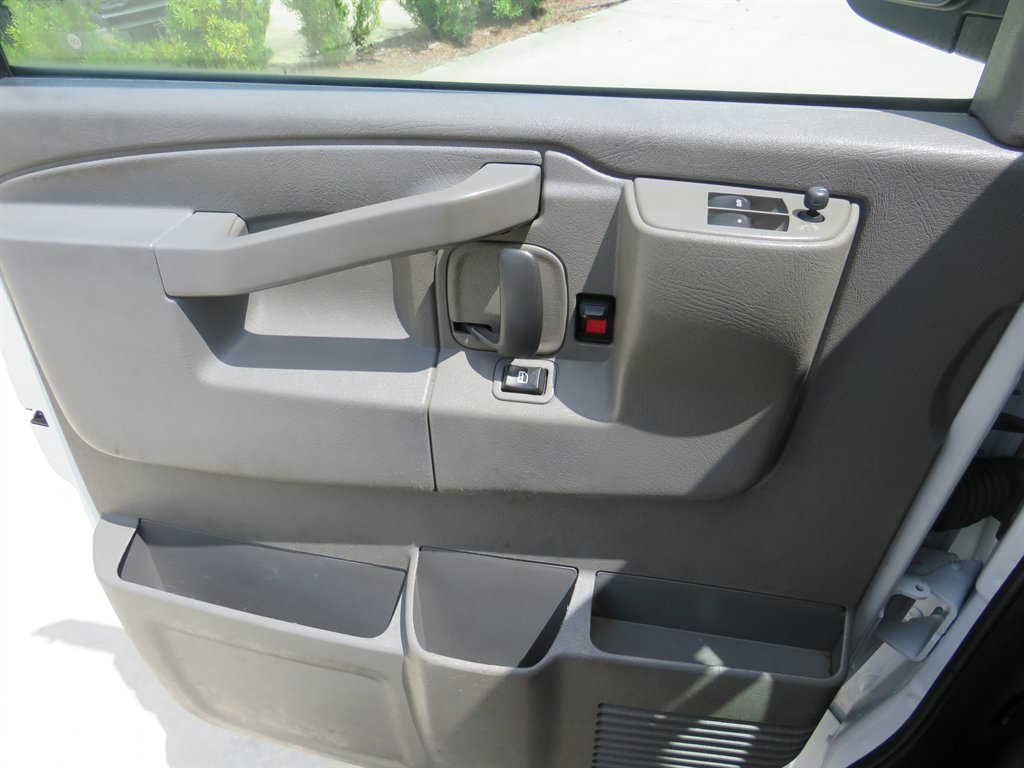 2023 Chevrolet Express - $20,751