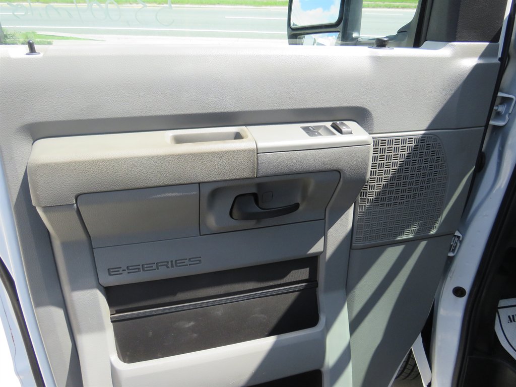 2018 Ford E-350 - $23,751