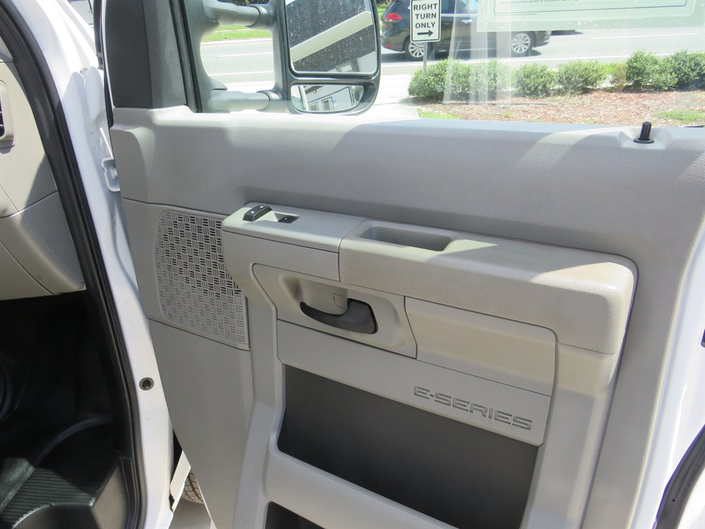 2018 Ford E-350 - $23,751