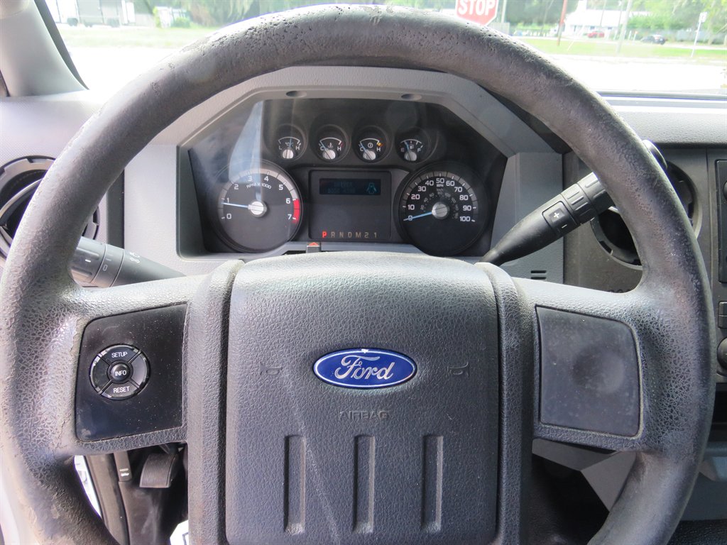 2015 Ford F-250 - $23,751
