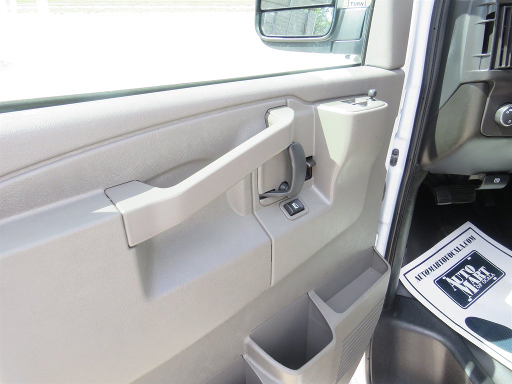 2024 GMC Savana Cargo - $30,751