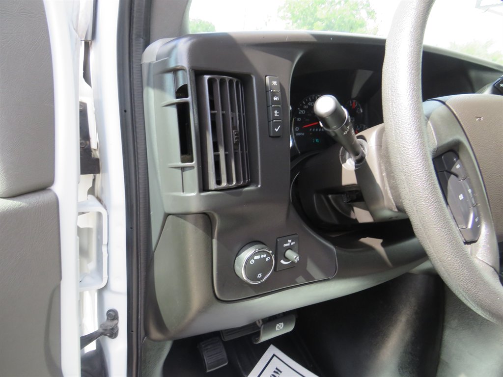 2024 GMC Savana Cargo - $30,751