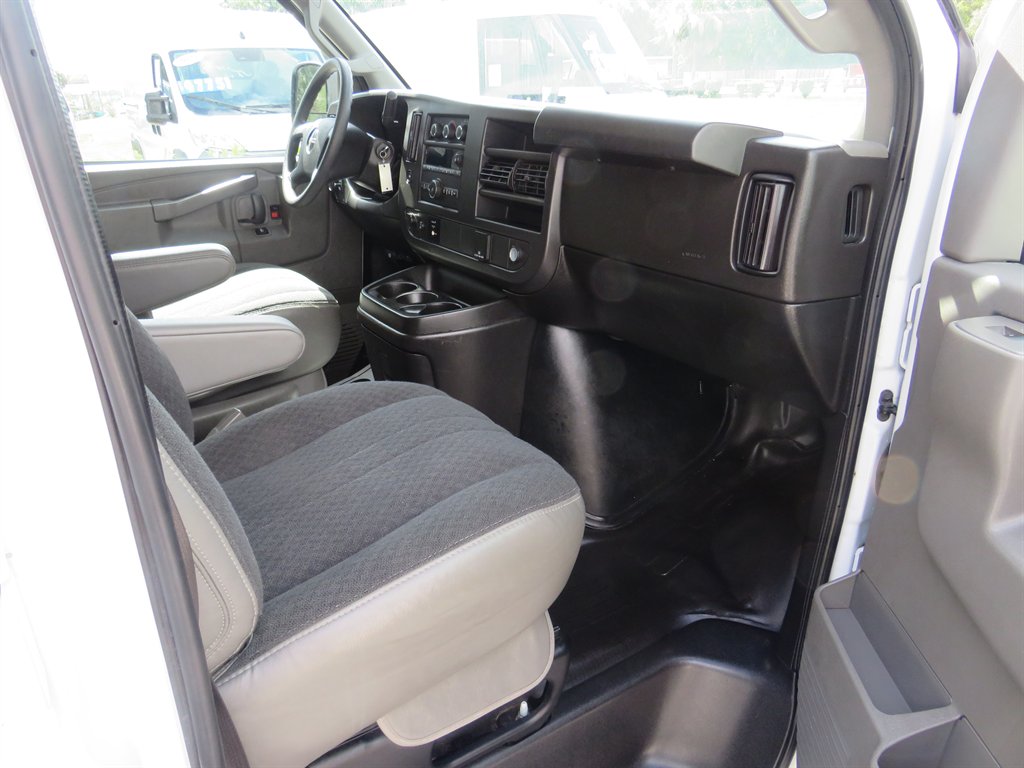 2024 GMC Savana Cargo - $30,751