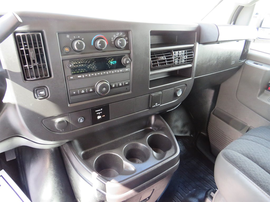 2024 GMC Savana Cargo - $30,751