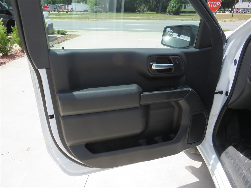 2025 Chevrolet Silverado 1500 - $35,751