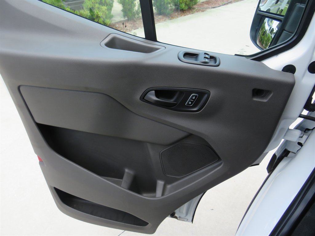 2025 Ford T250 Vans - $35,751