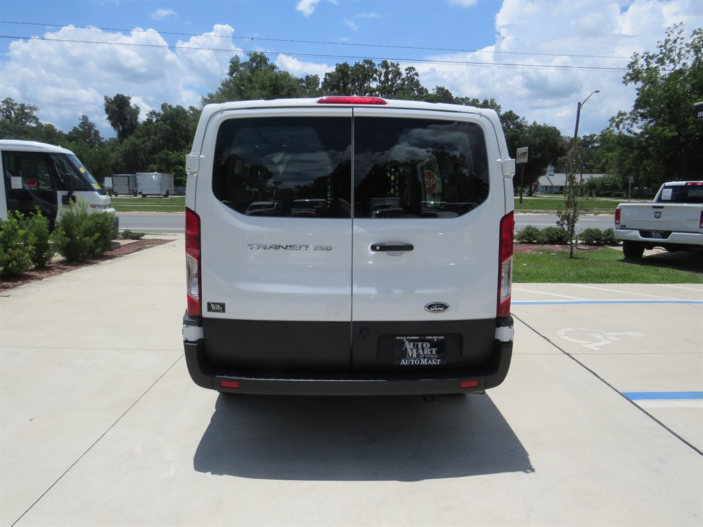 2025 Ford T250 Vans - $35,751