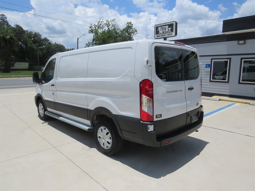 2025 Ford T250 Vans - $35,751